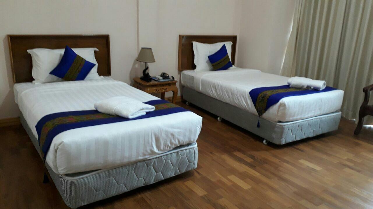 Famous Hotel لويكاو المظهر الخارجي الصورة