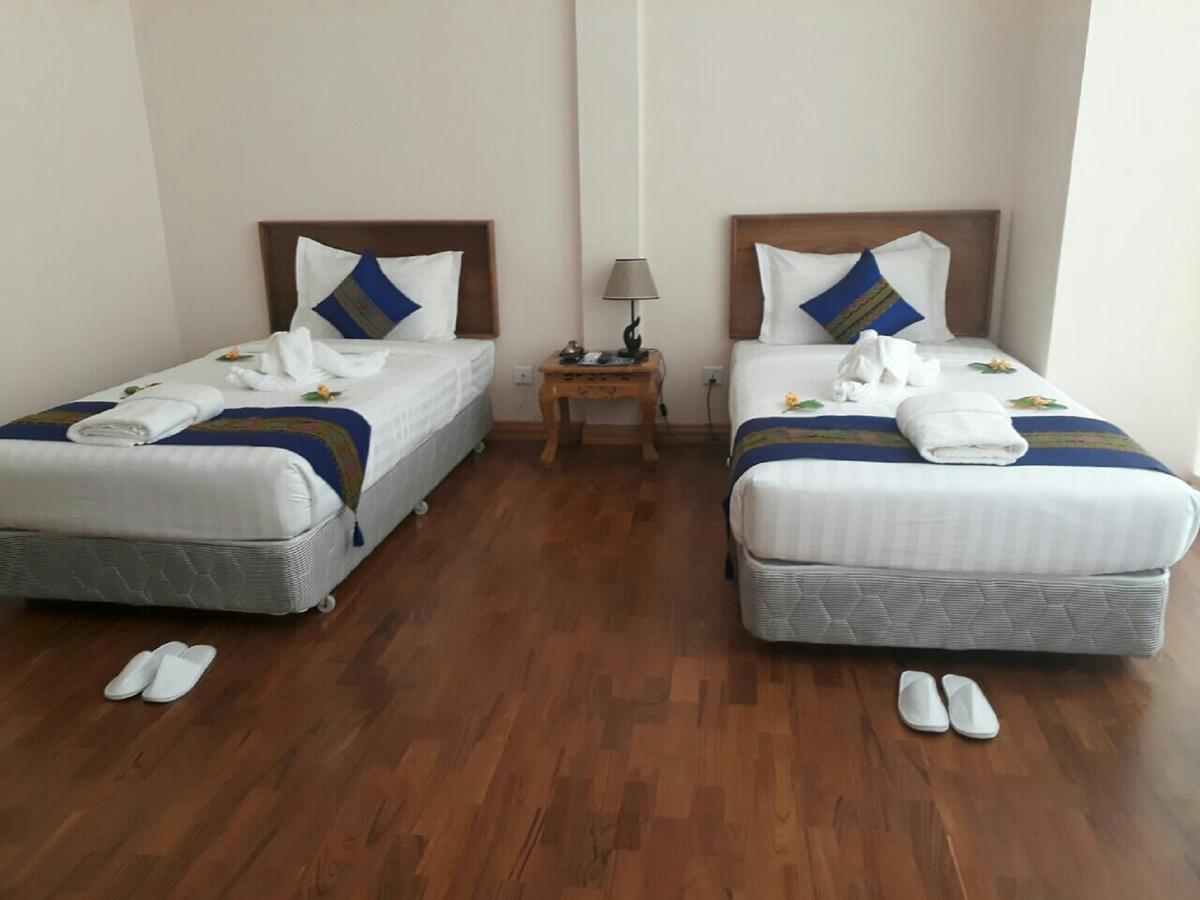 Famous Hotel لويكاو المظهر الخارجي الصورة