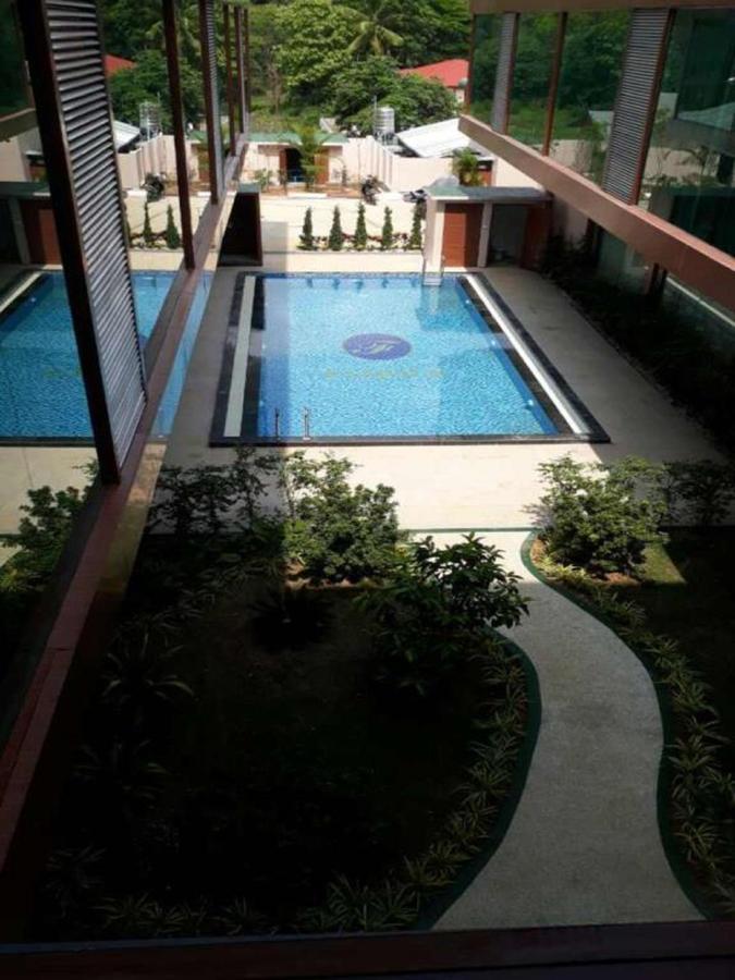 Famous Hotel لويكاو المظهر الخارجي الصورة
